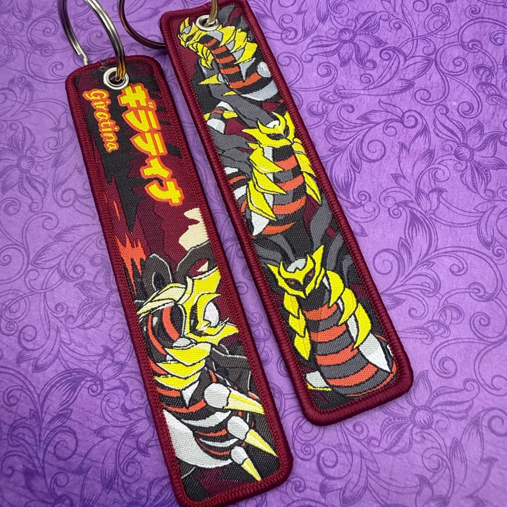 1 Piece Double Sided 5 Inch Giratina Keychain